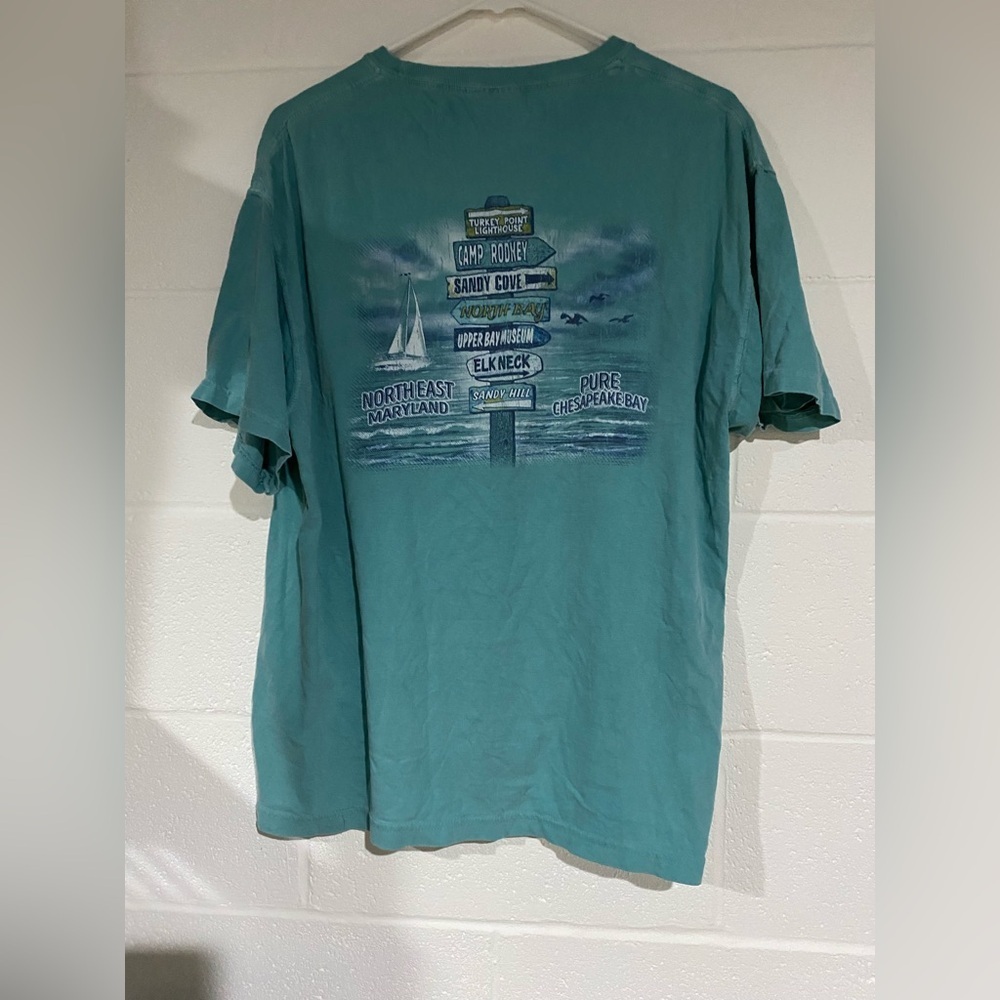 graphic tee large